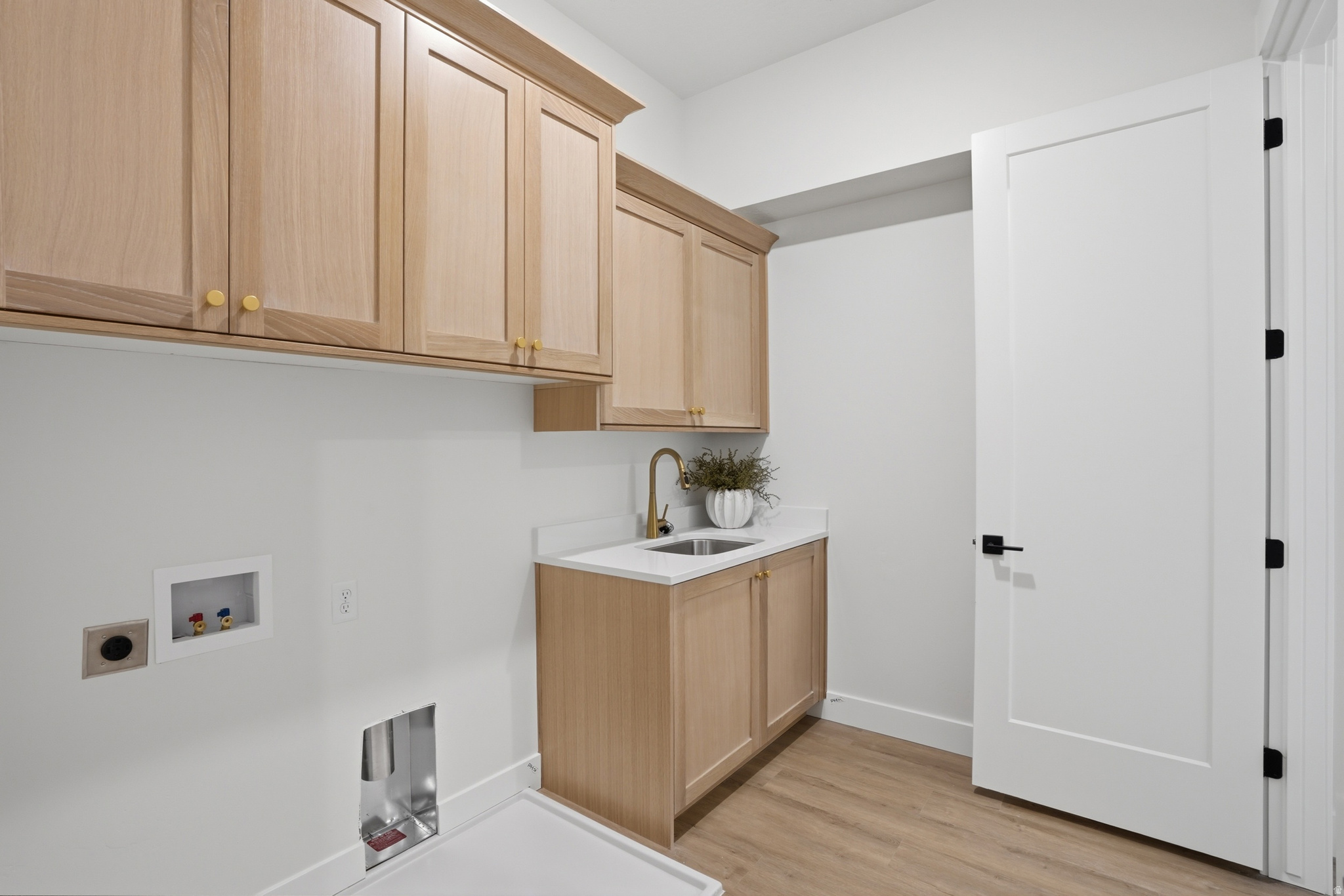 BECK HILLSIDE ESTATE - Residential