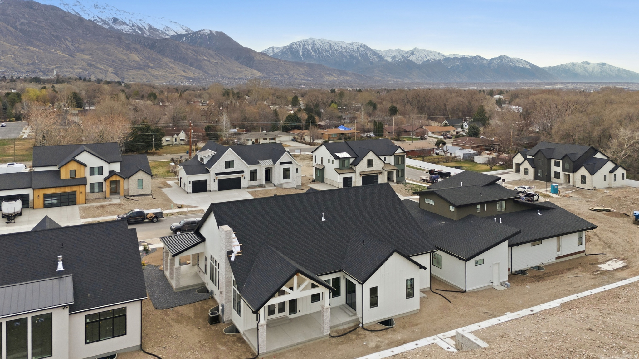 BECK HILLSIDE ESTATE - Residential