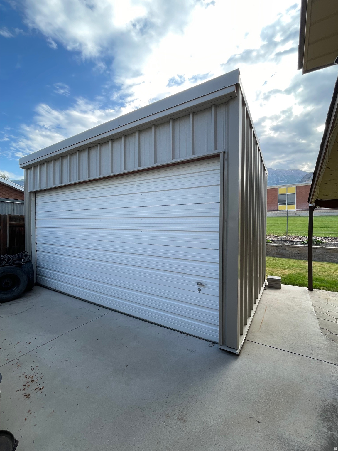 PLEASANT HILL - Residential