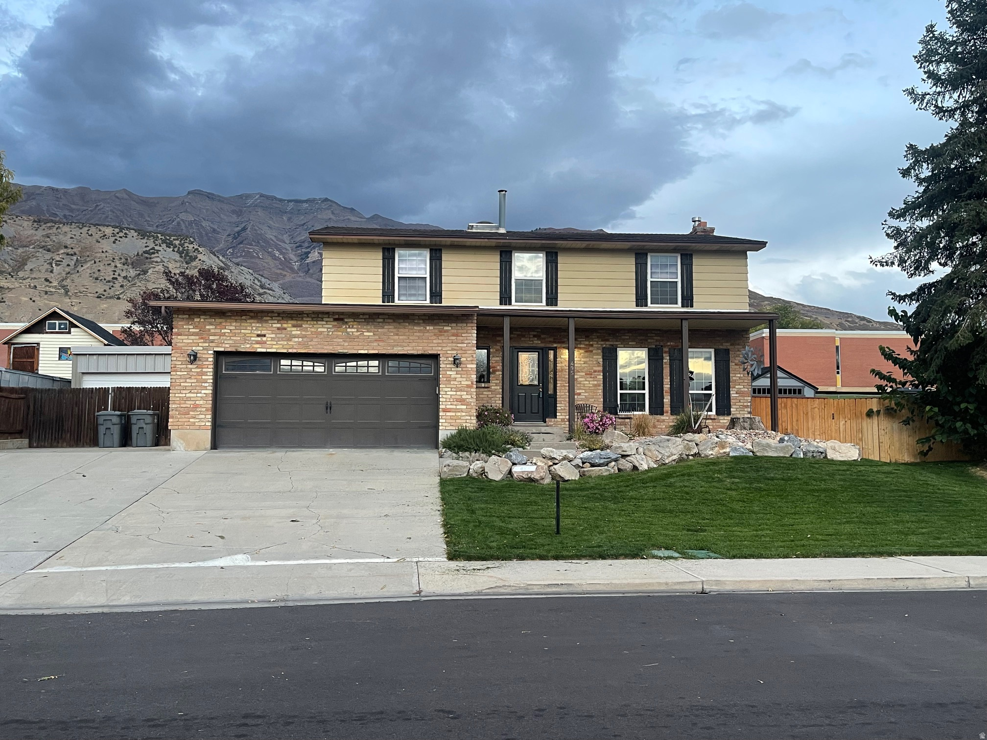 PLEASANT HILL - Residential