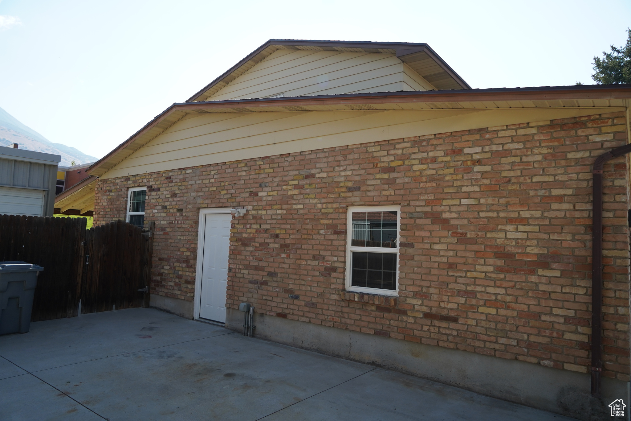PLEASANT HILL - Residential