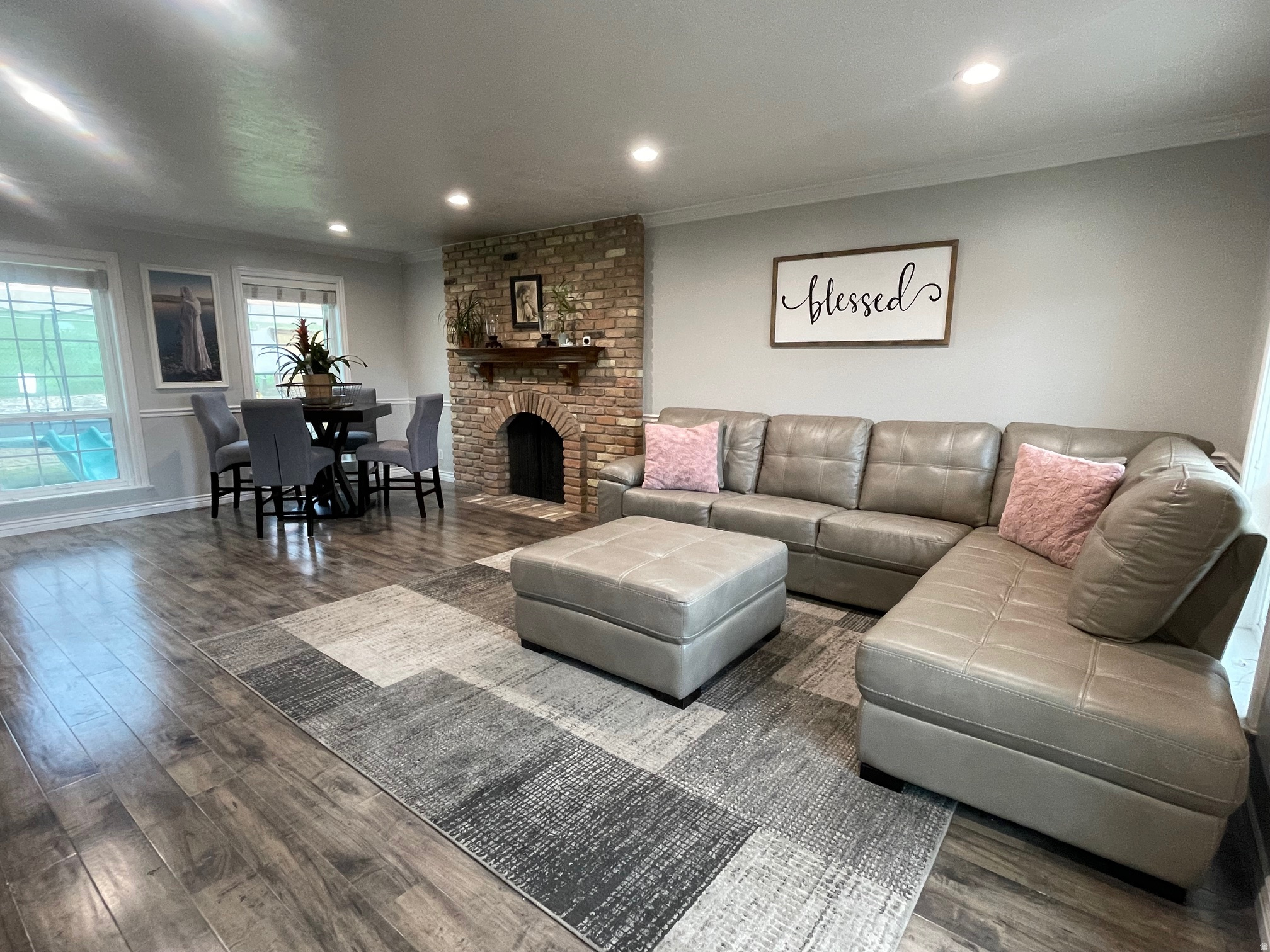 PLEASANT HILL - Residential