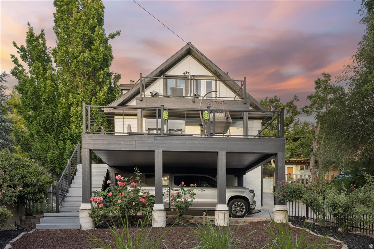 CAPITOL HILL - Residential