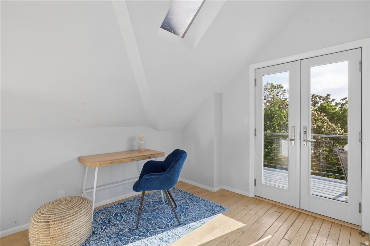 CAPITOL HILL - Residential