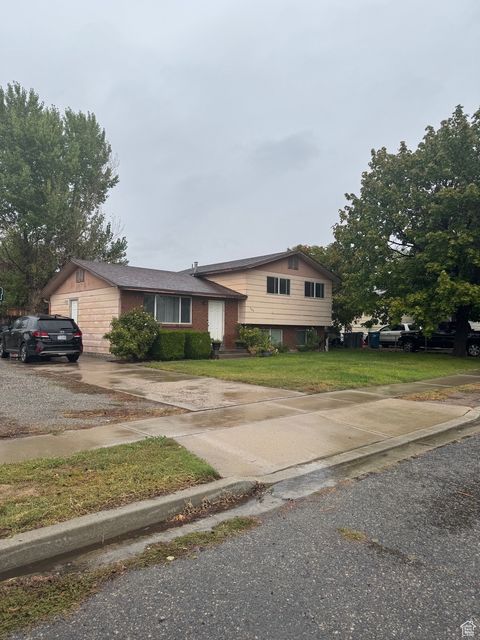 Tiny photo for 382 W 330 S, American Fork, UT 84003 (MLS # 2115861)