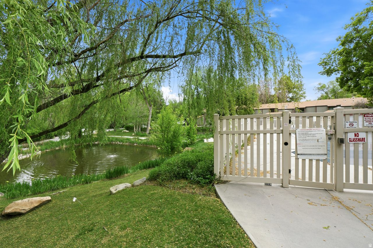THE WILLOWS - Residential
