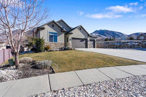 Photo of 405 VELA CT, Tooele, UT 84074 (MLS # 2134298)
