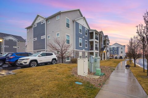 Tiny photo for 5017 W SAMANA LN #A204, Herriman, UT 84096 (MLS # 2140706)