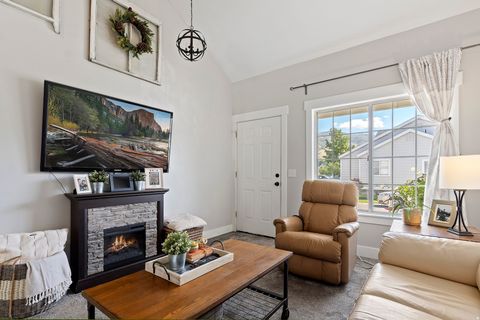 Tiny photo for 499 N 200 W #19, Bountiful, UT 84010 (MLS # 2145681)