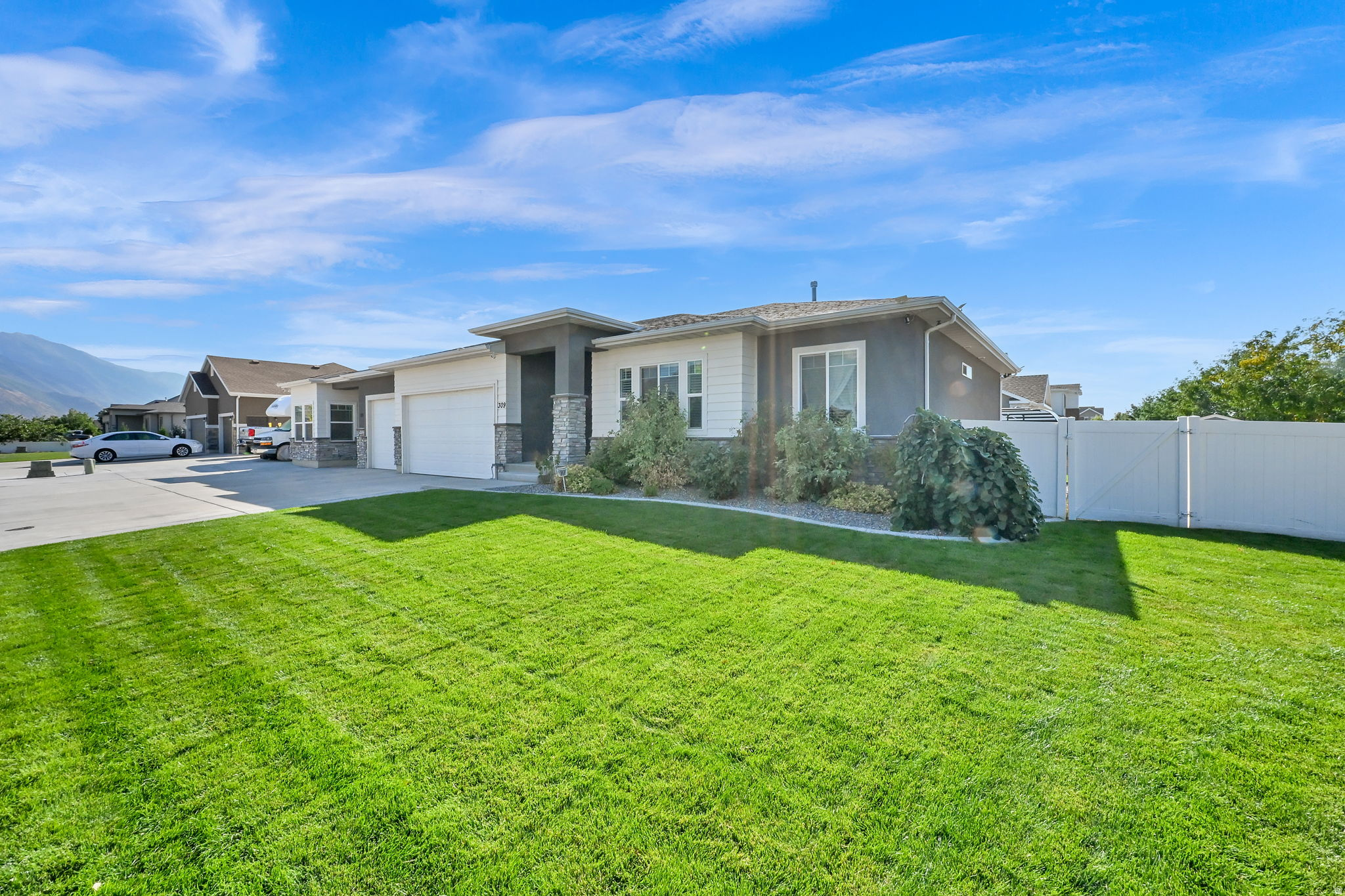 MAPLE MOUNTAIN - Residential