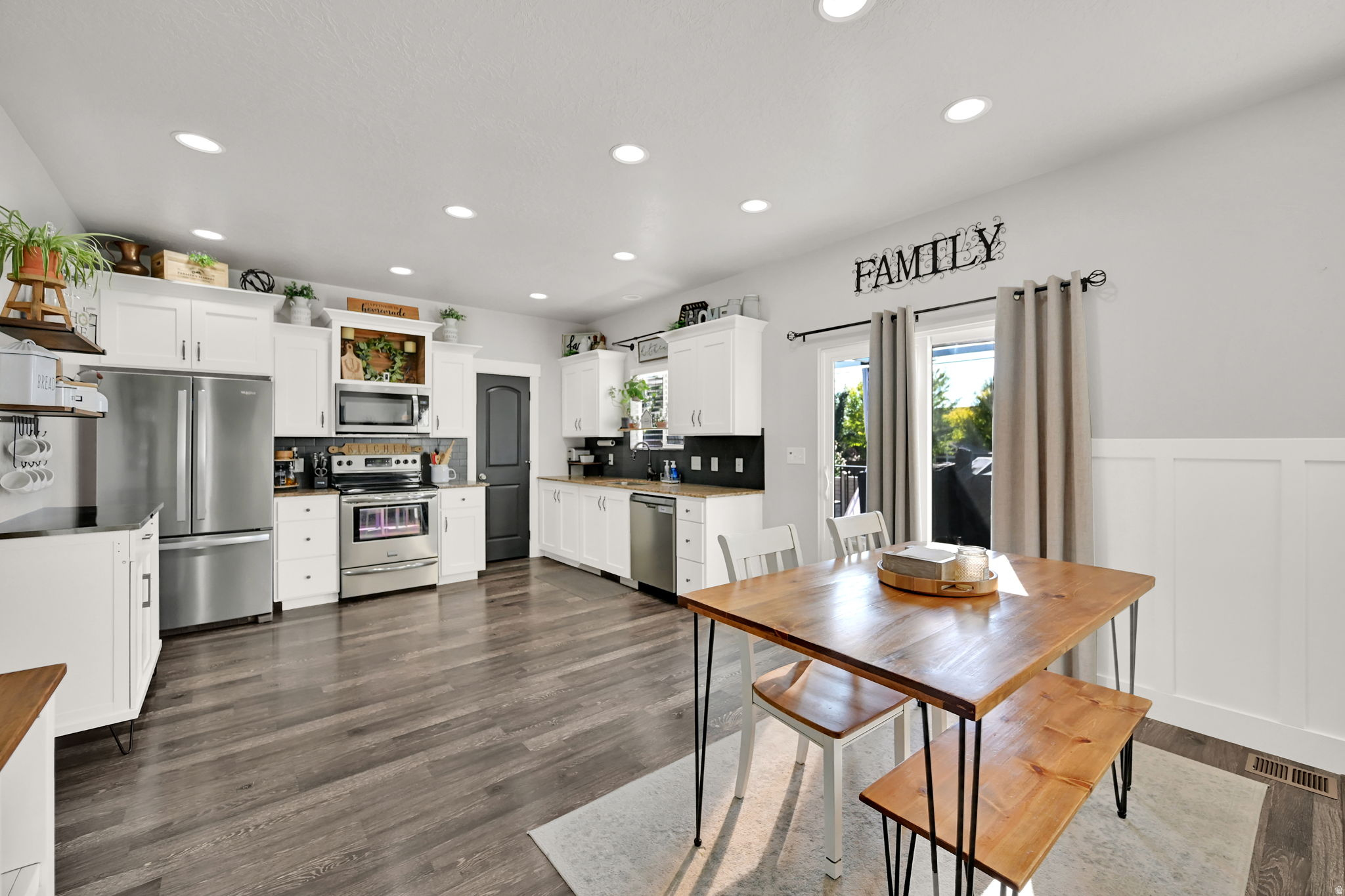 MAPLE MOUNTAIN - Residential