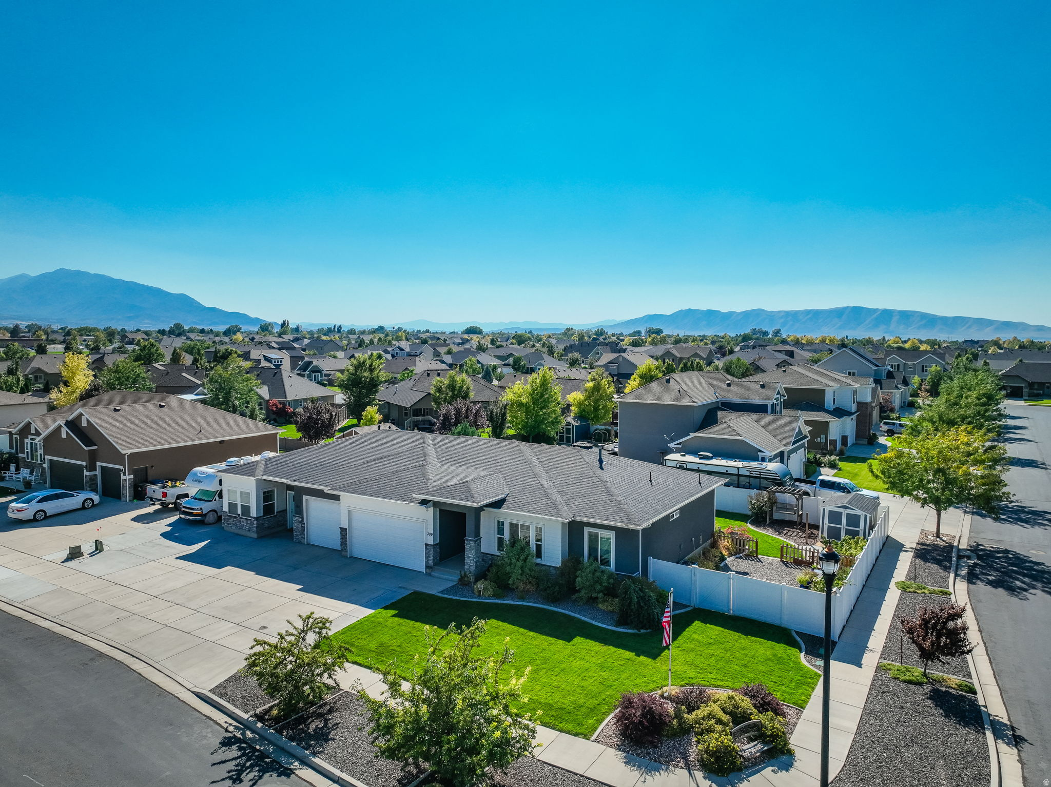 MAPLE MOUNTAIN - Residential