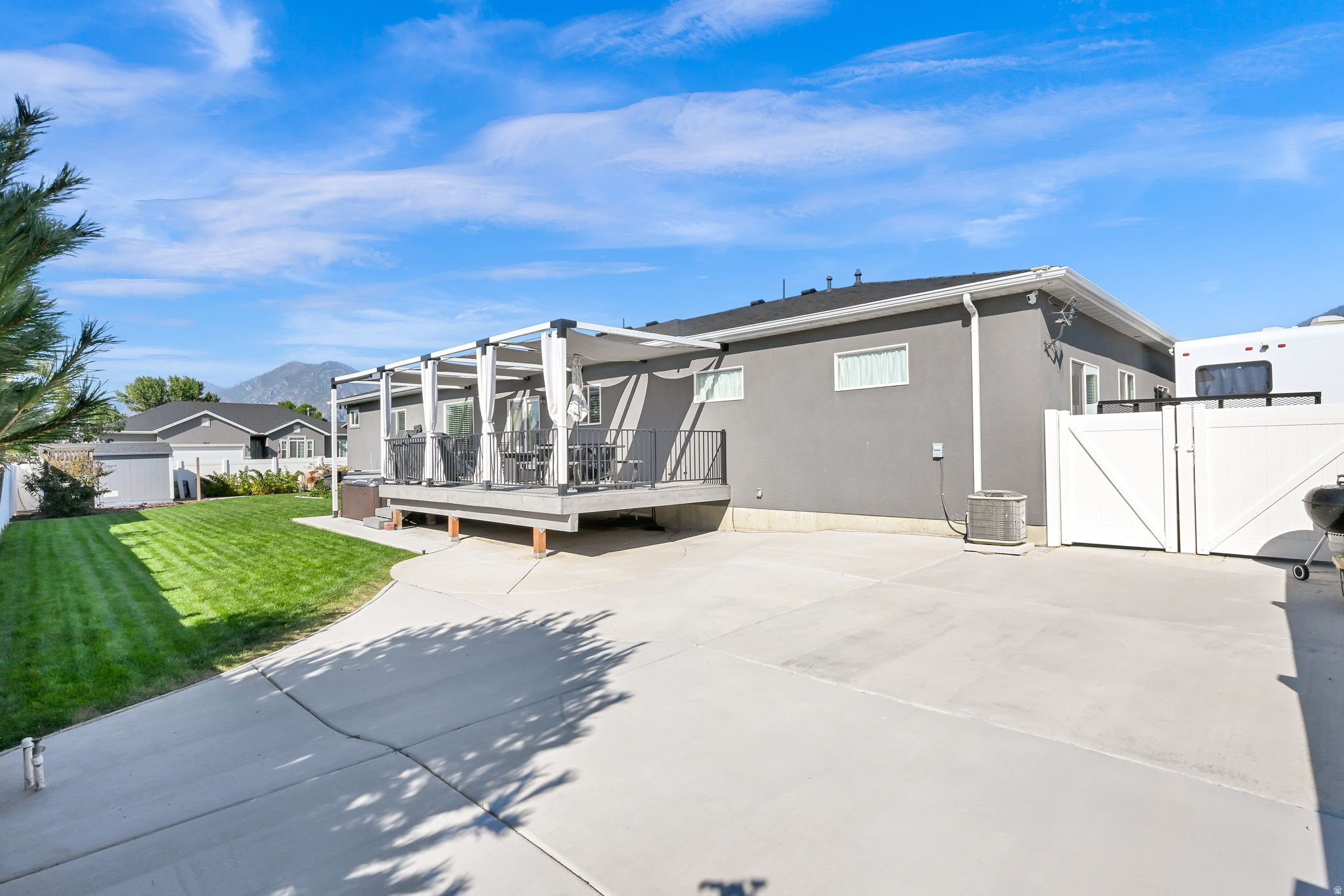 MAPLE MOUNTAIN - Residential