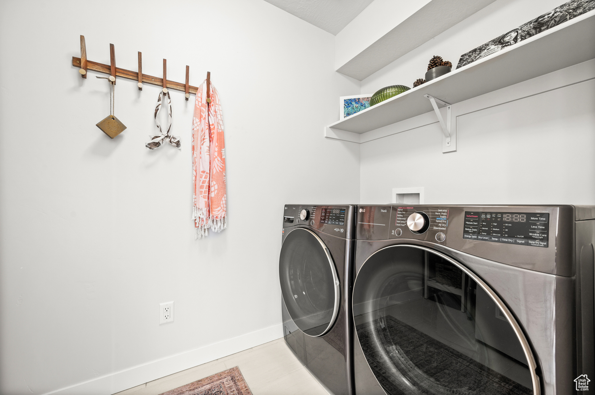 MALLARD BAY - Residential