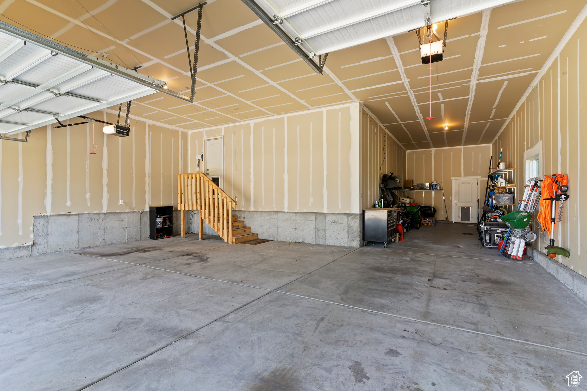 KERSHAW ESTATES - Residential