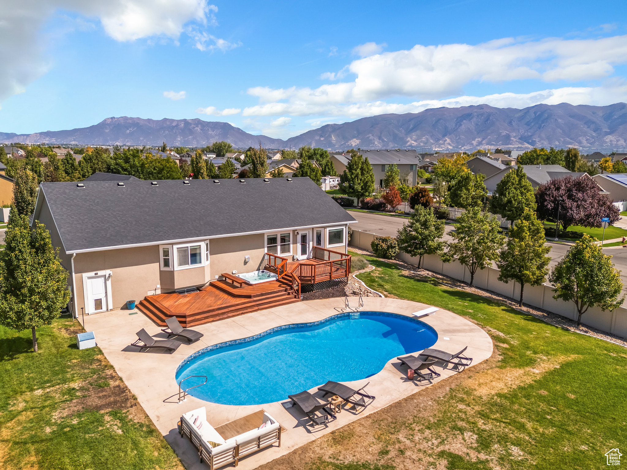 KERSHAW ESTATES - Residential