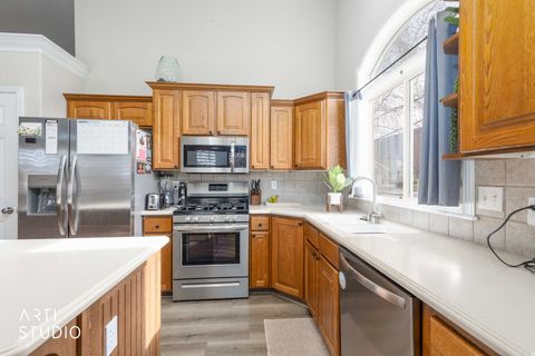 Tiny photo for 571 E 2250 N, North Ogden, UT 84414 (MLS # 2140193)