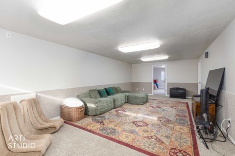 Tiny photo for 571 E 2250 N, North Ogden, UT 84414 (MLS # 2140193)