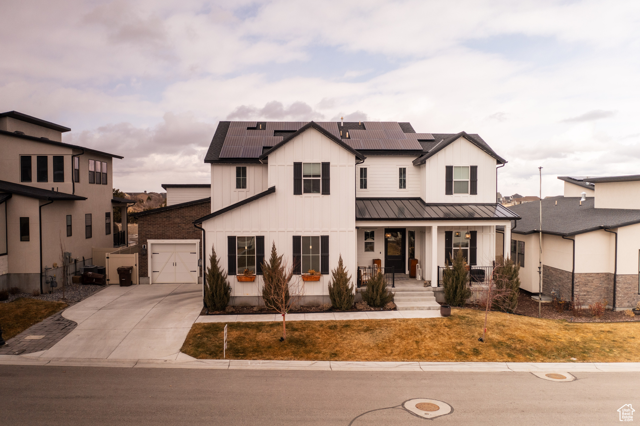 4772 W Thorntree Ln, Herriman, Utah image 2