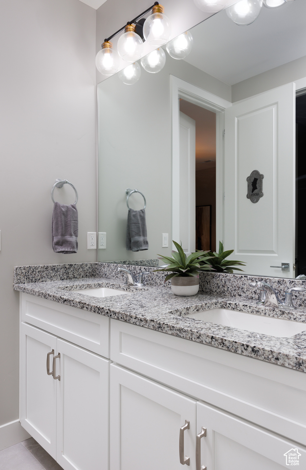 4772 W Thorntree Ln, Herriman, Utah image 30