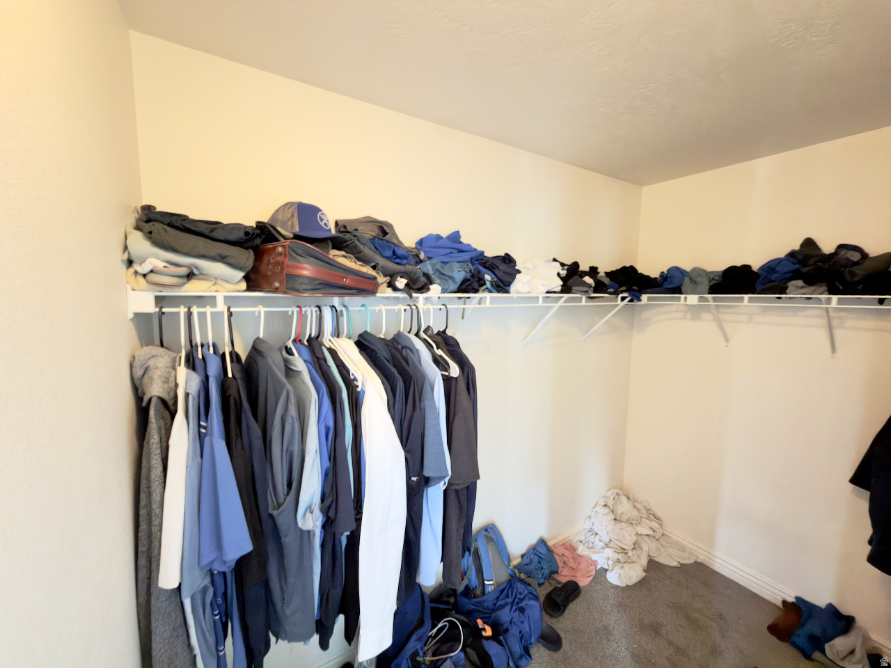 FIRSTAR - Residential