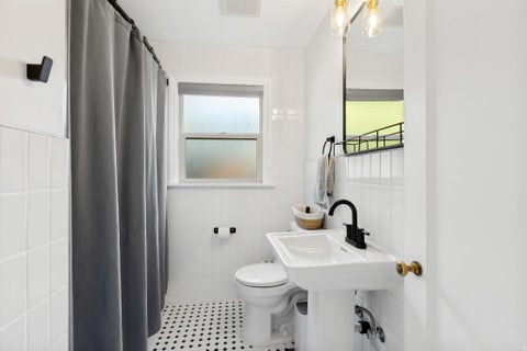 Tiny photo for 4060 S LIBERTY AVE, South Ogden, UT 84403 (MLS # 2186886)