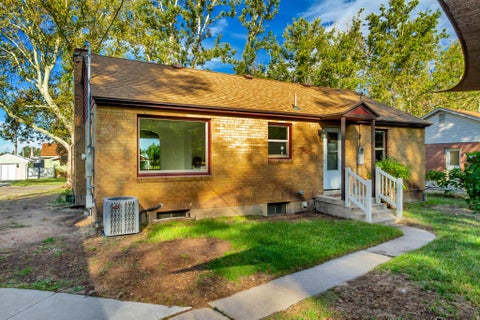 Tiny photo for 4060 S LIBERTY AVE, South Ogden, UT 84403 (MLS # 2186886)