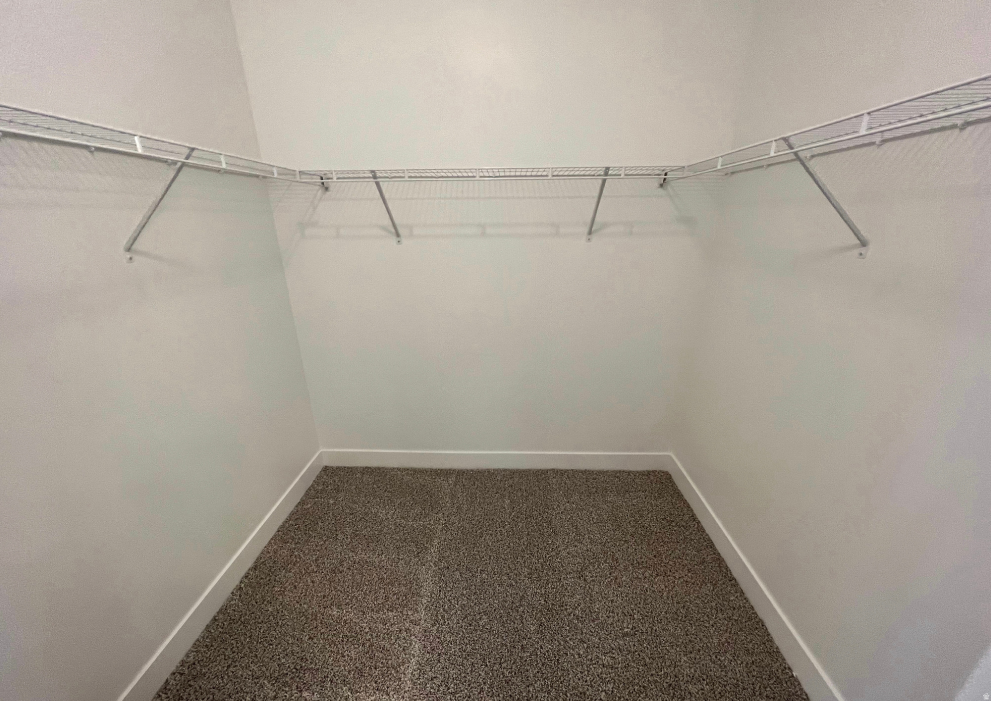 LAKE FRONT - Residential Lease