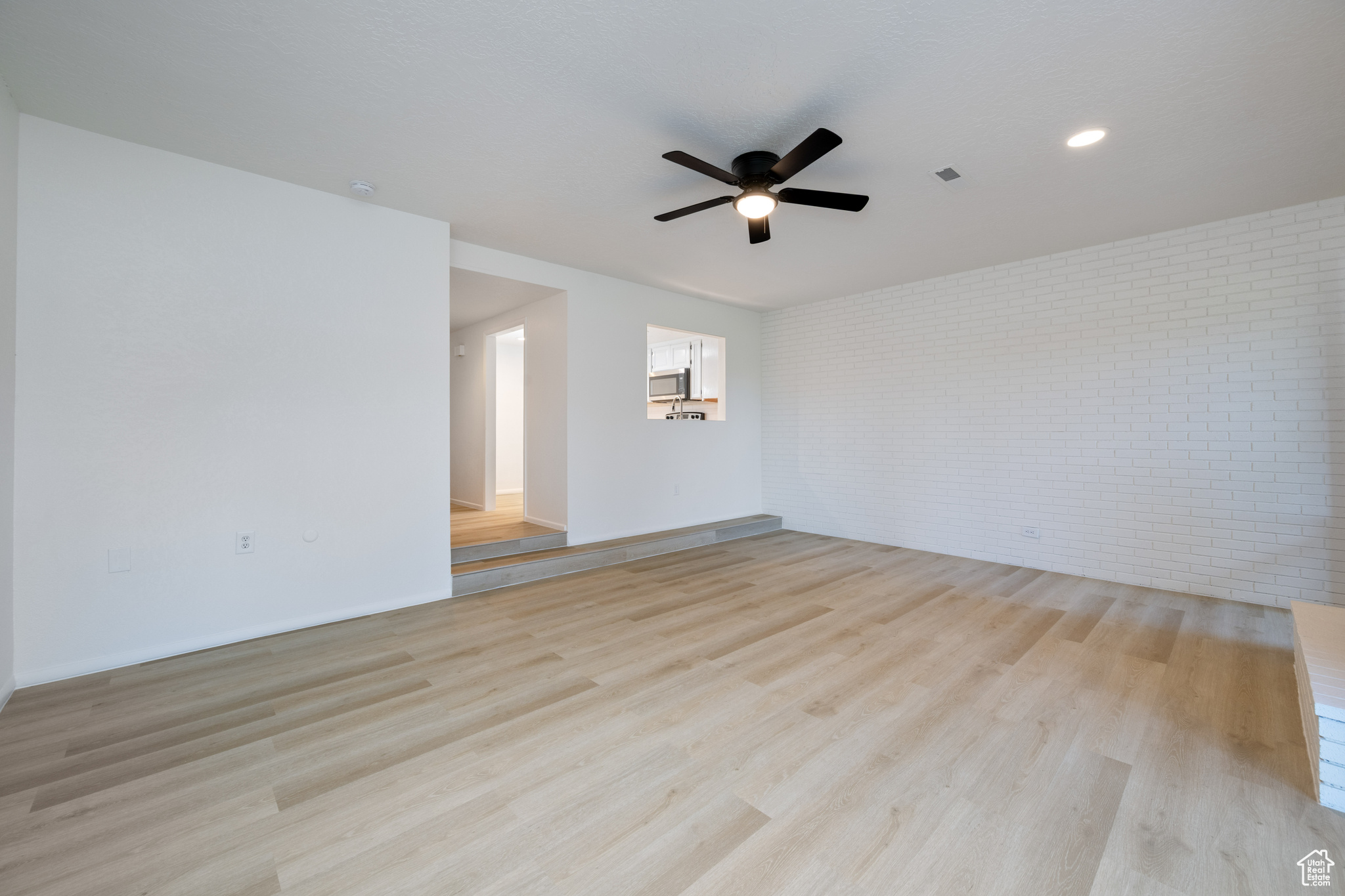 BLOOMINGTON COUNTRY CLUB 3-1 - Residential