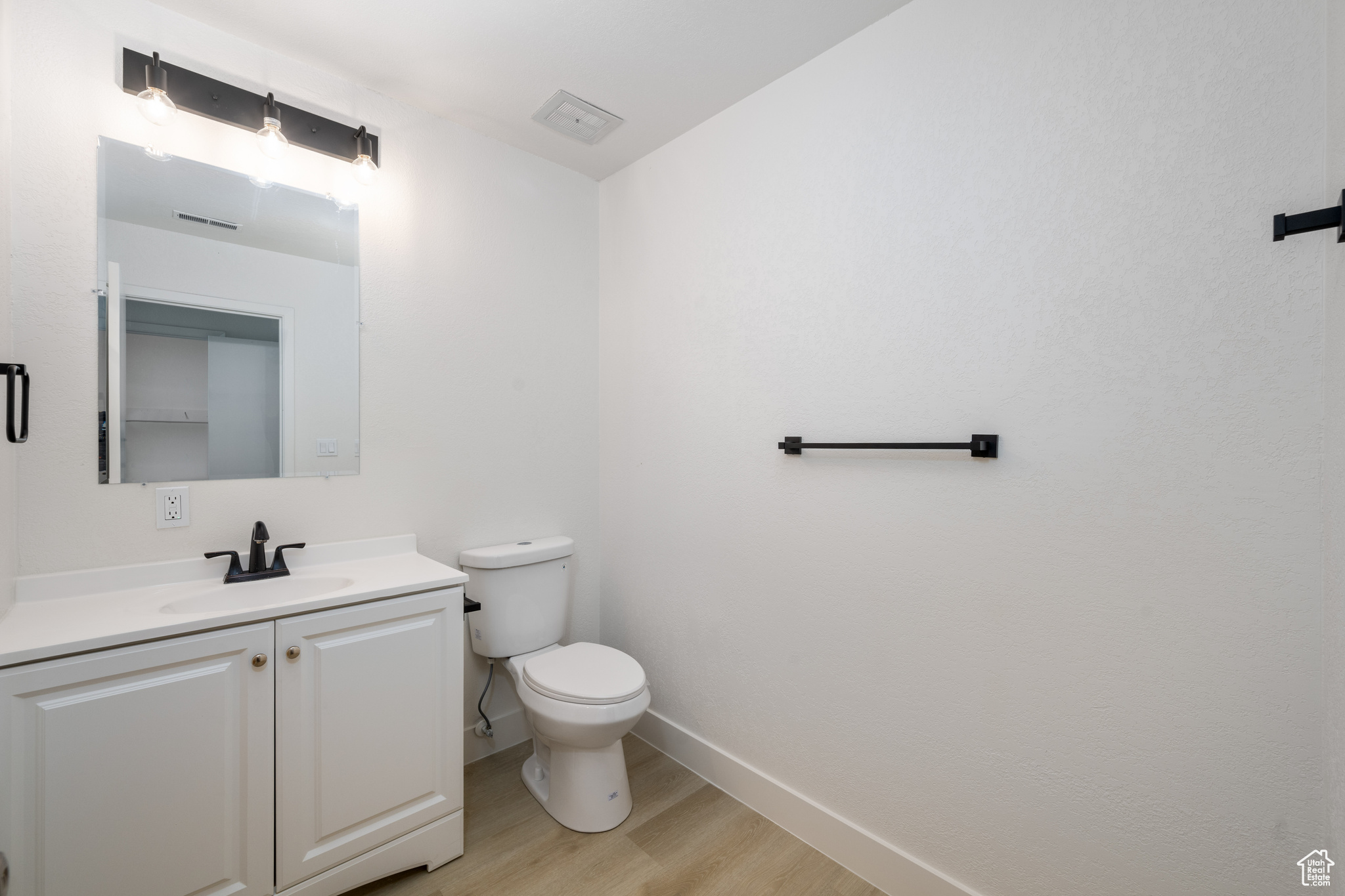 BLOOMINGTON COUNTRY CLUB 3-1 - Residential