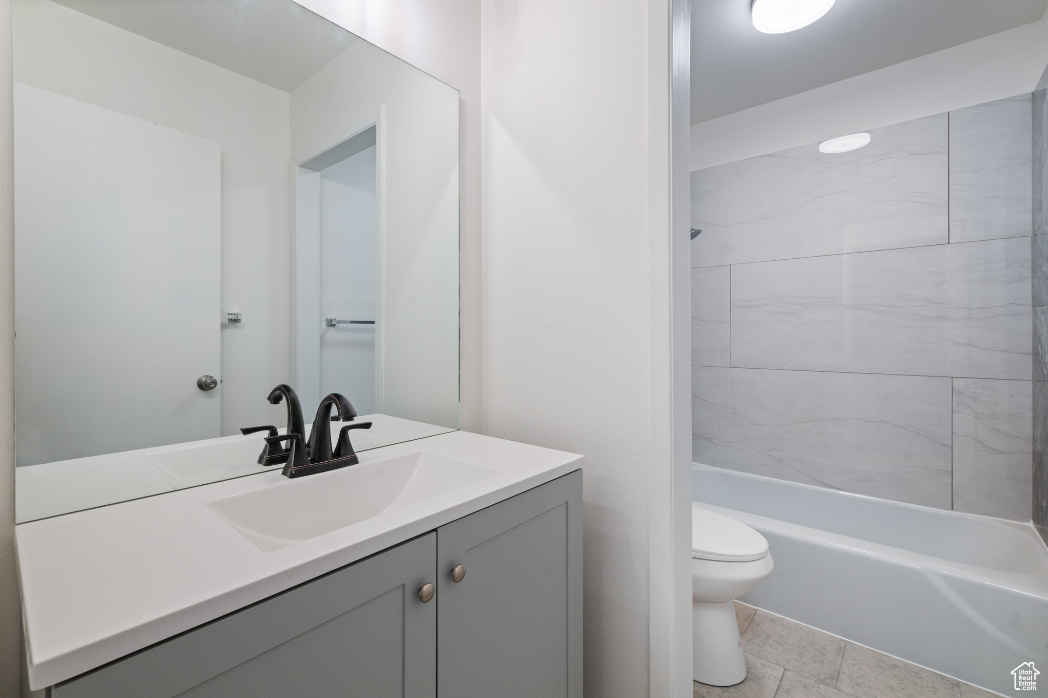 BLOOMINGTON COUNTRY CLUB 3-1 - Residential