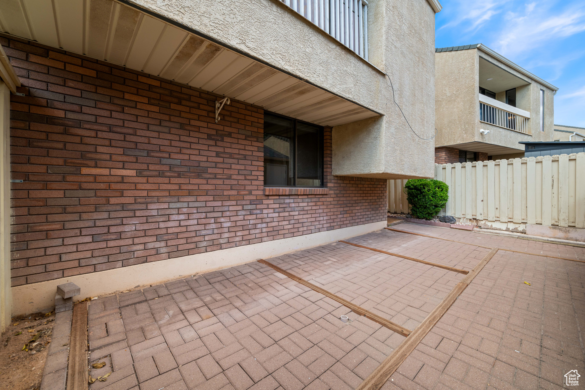 BLOOMINGTON COUNTRY CLUB 3-1 - Residential