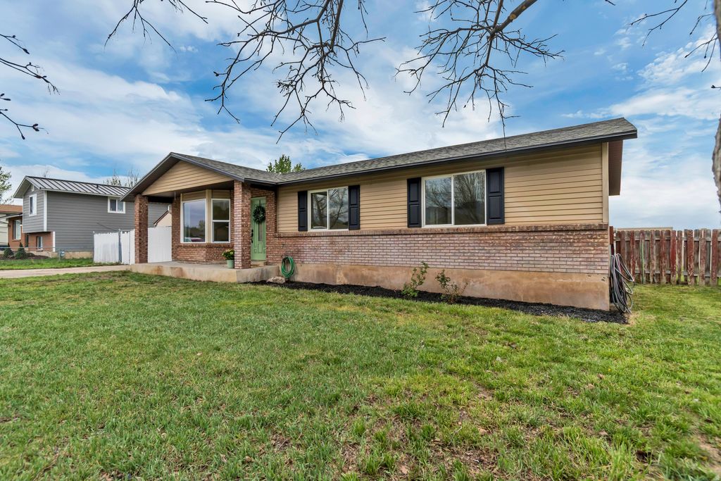 Photo of 2575 N 2250 W, Farr West, UT 84404 (MLS # 2147815)