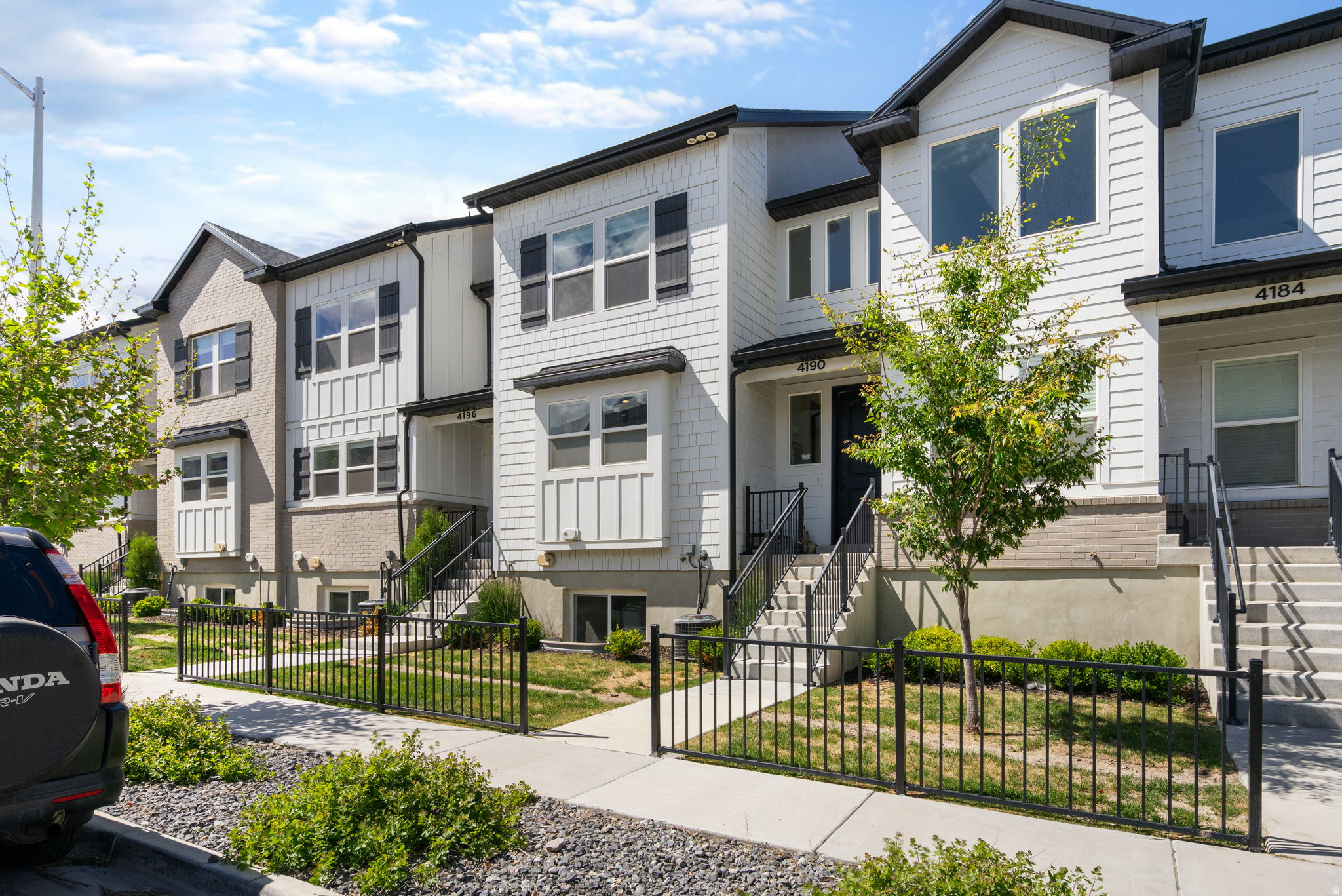 WILLOW POINT - Residential