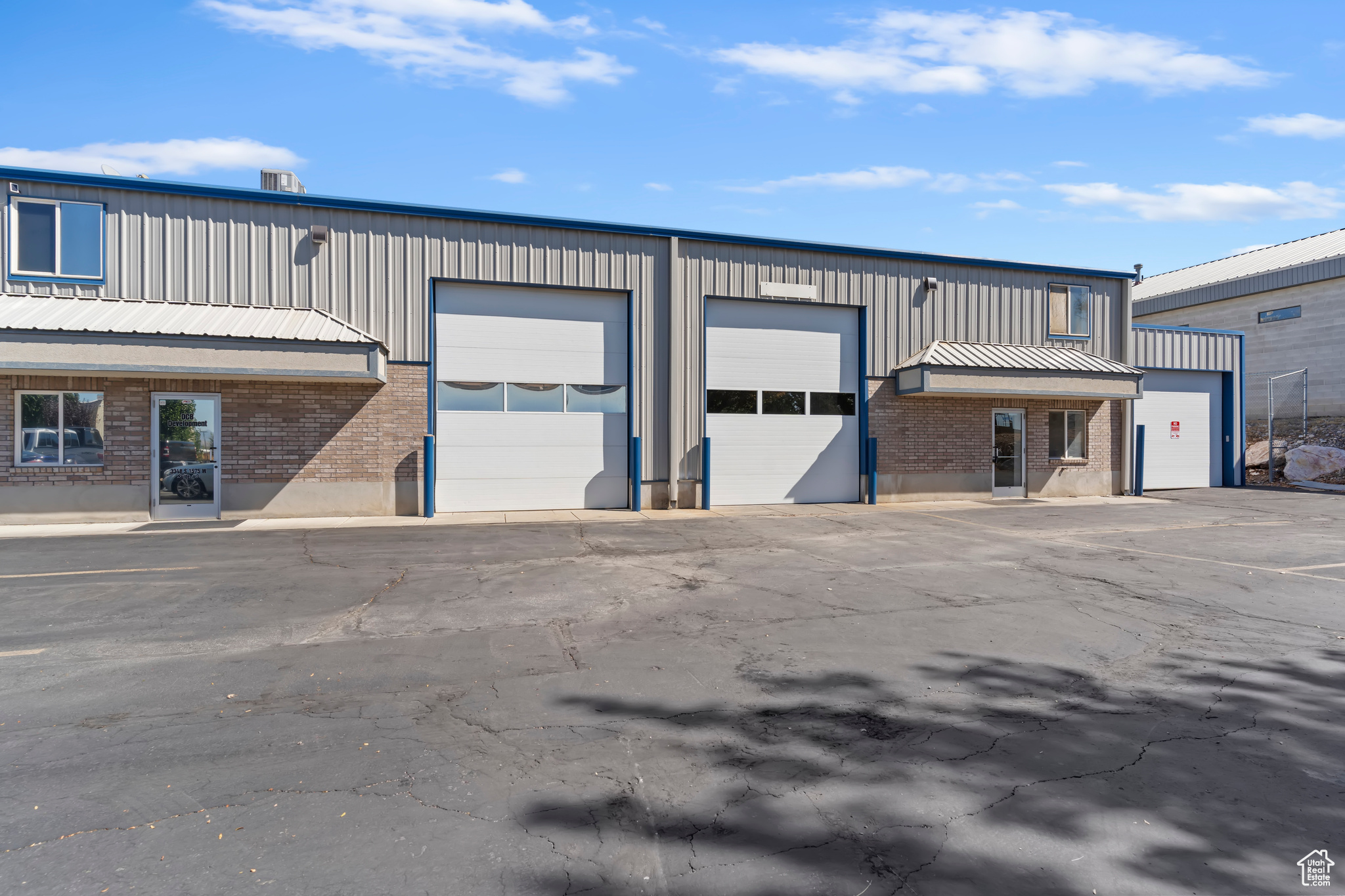 KAPP INDUSTRIAL PK - Commercial Lease