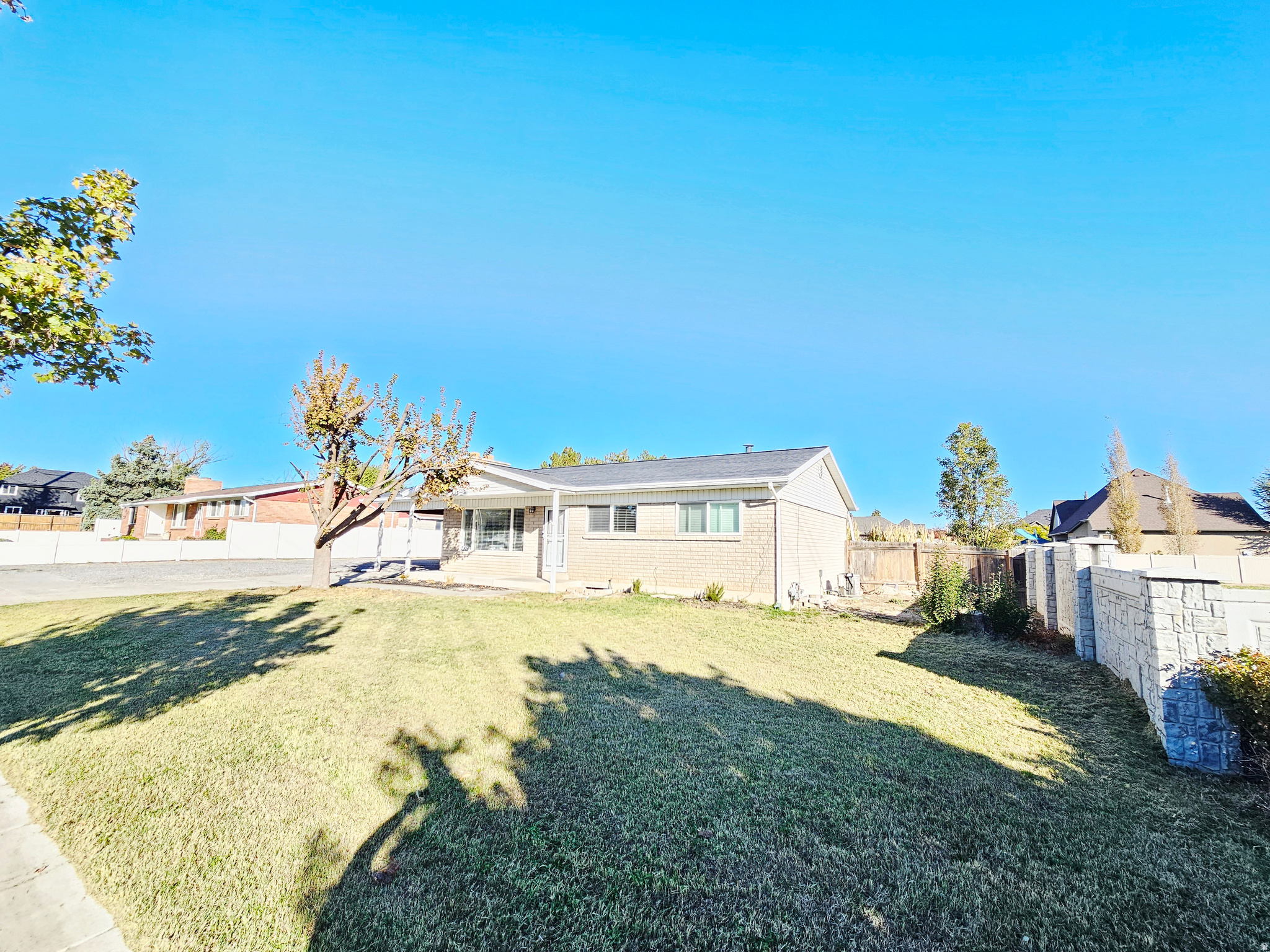 RADIUS CURVE - Residential