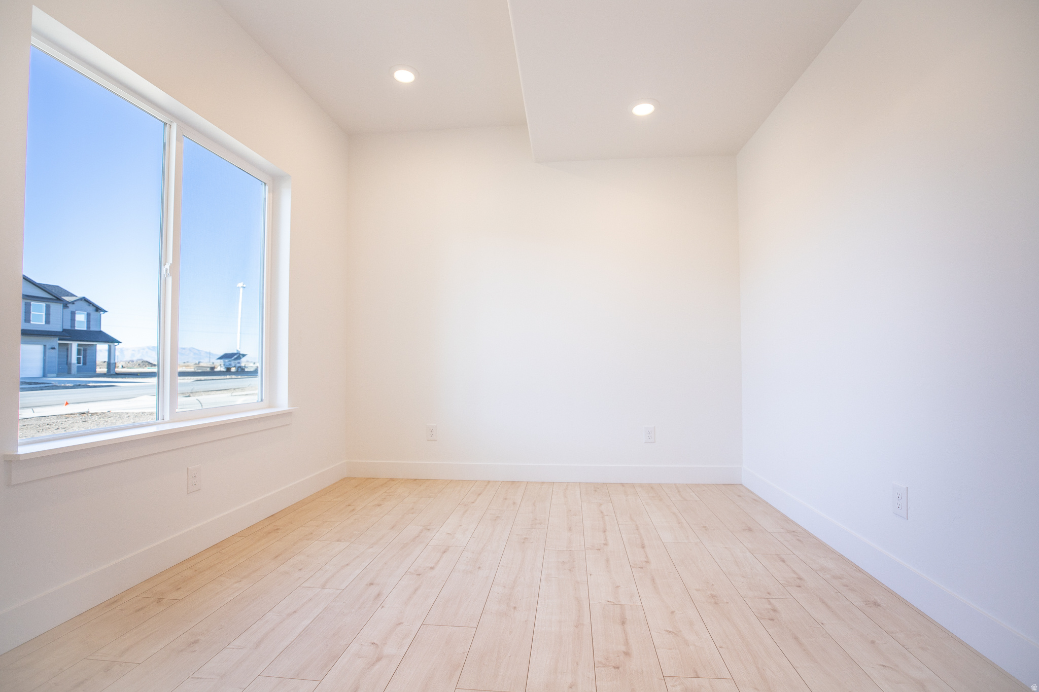 ARROWHEAD SPRINGS - Residential