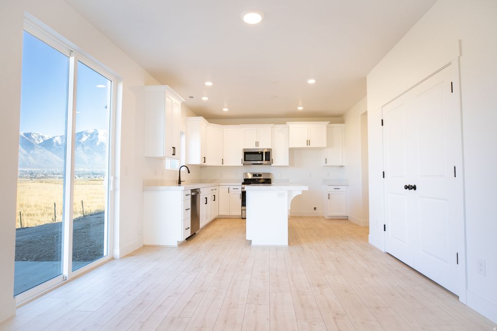 Photo of 1128 N 1020 LOT #8 W, Salem, UT 84653 (MLS # 2152130)