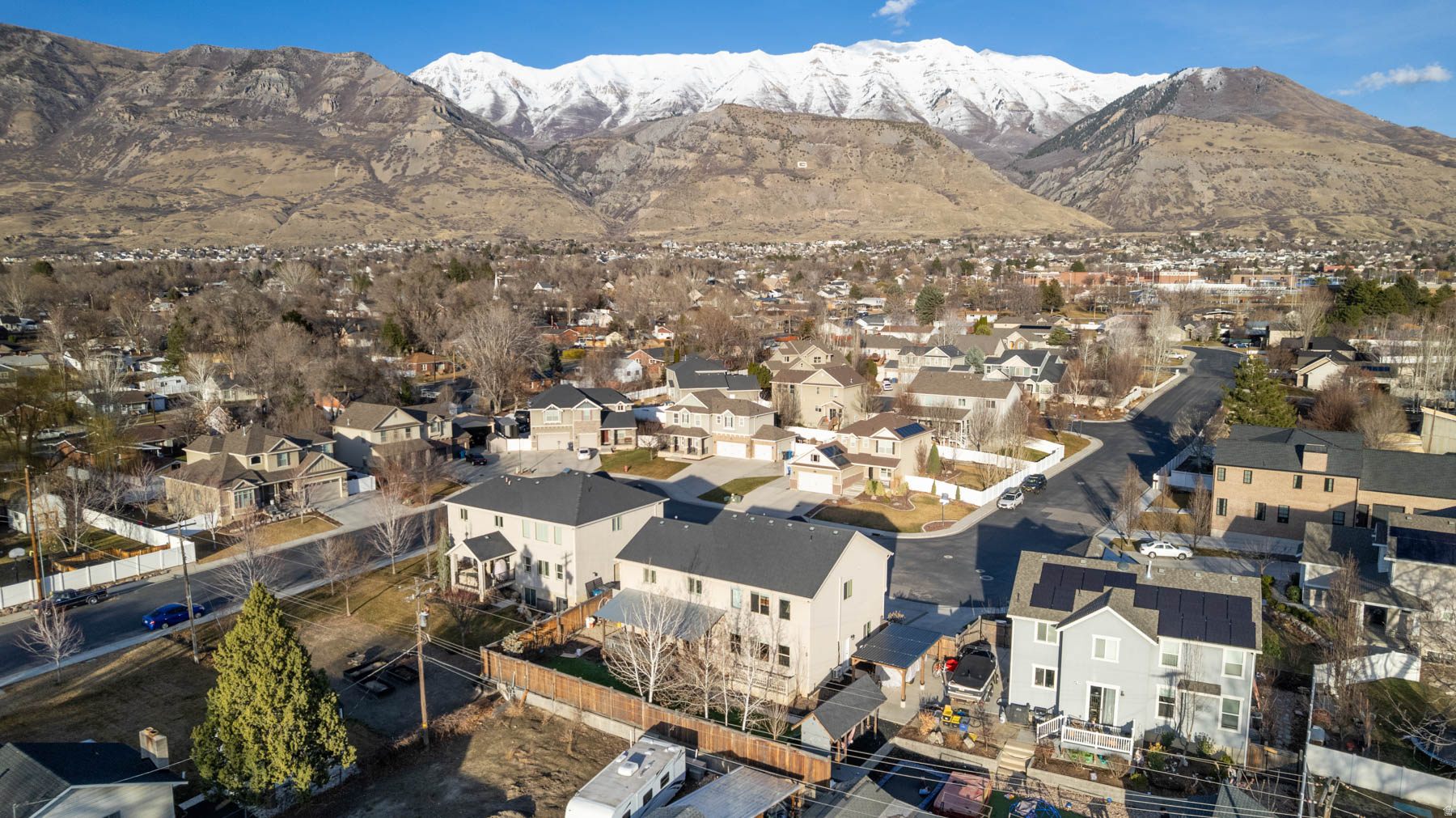 ORCHARD GROVE - Residential