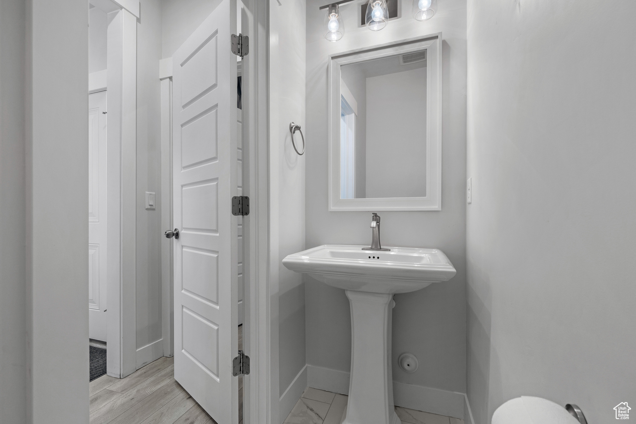 DAYBREAK - Residential