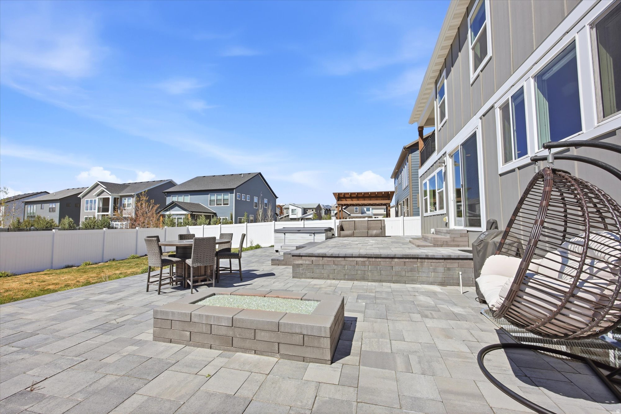 SILVER CREEK - Residential