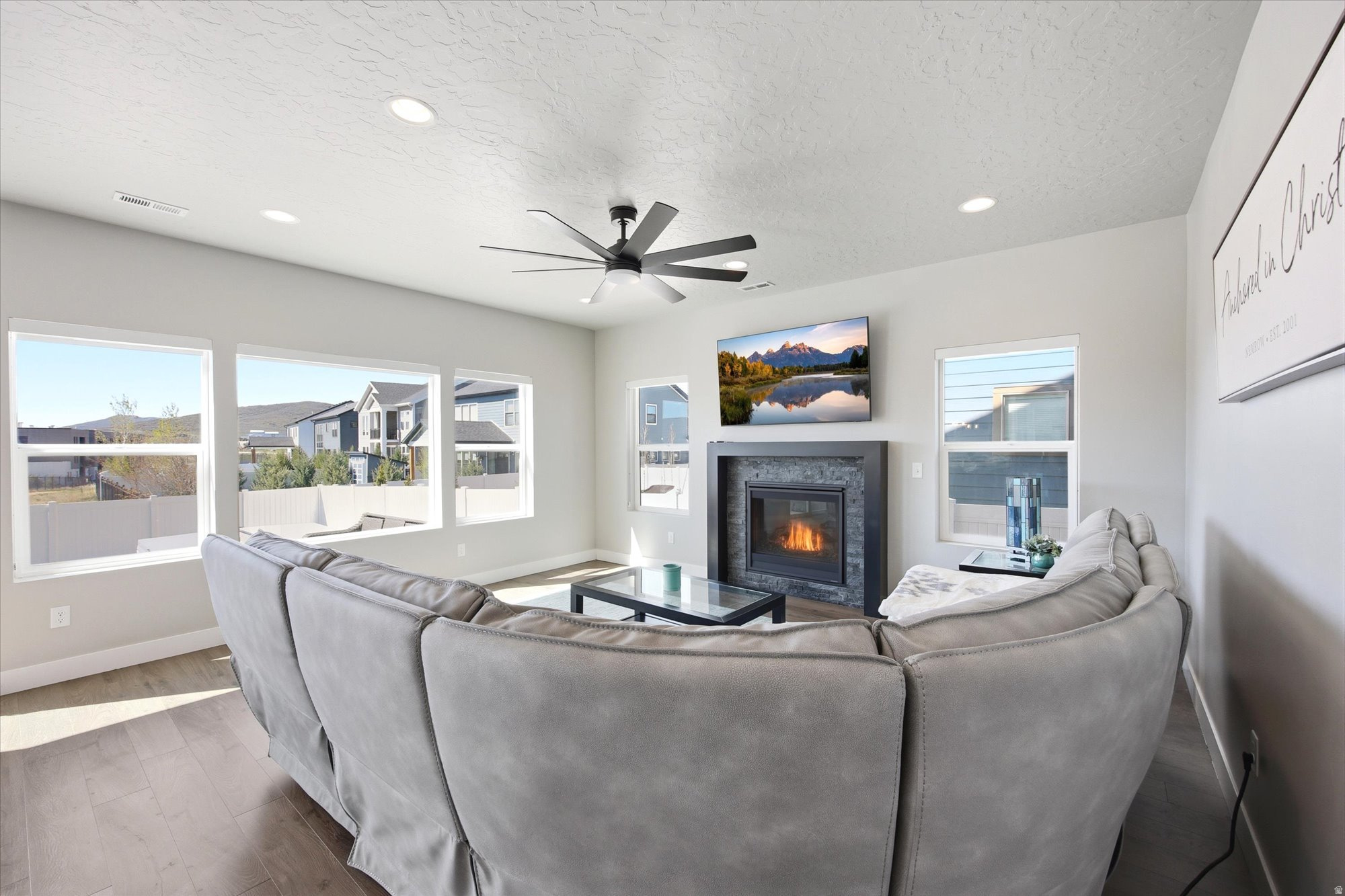 SILVER CREEK - Residential