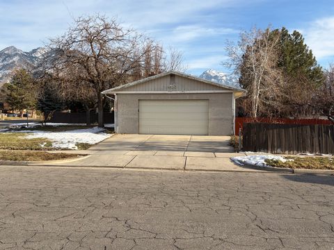 Tiny photo for 2544 E PROMENADE DR S, Cottonwood Heights, UT 84121 (MLS # 2134186)
