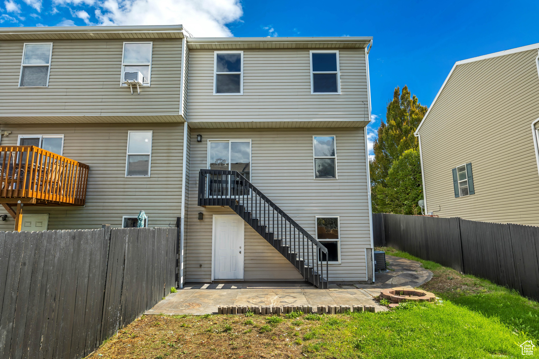 BALMORAL TOWNHOMES - Residential