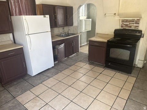 Tiny photo for 2214 OGDEN AVE, Ogden, UT 84401 (MLS # 2175922)
