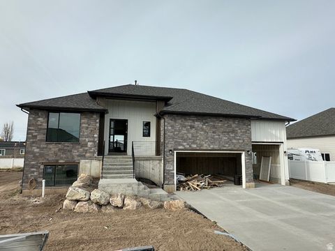 1125 S 4475 W West Point UT 84015