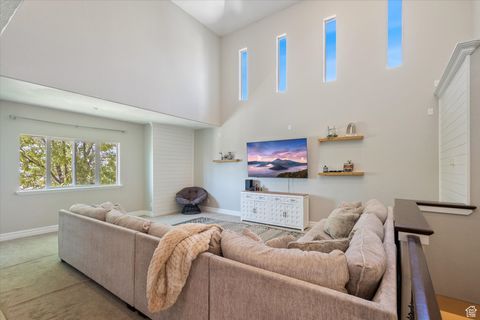 Tiny photo for 336 E 1330 S, Payson, UT 84651 (MLS # 2094728)