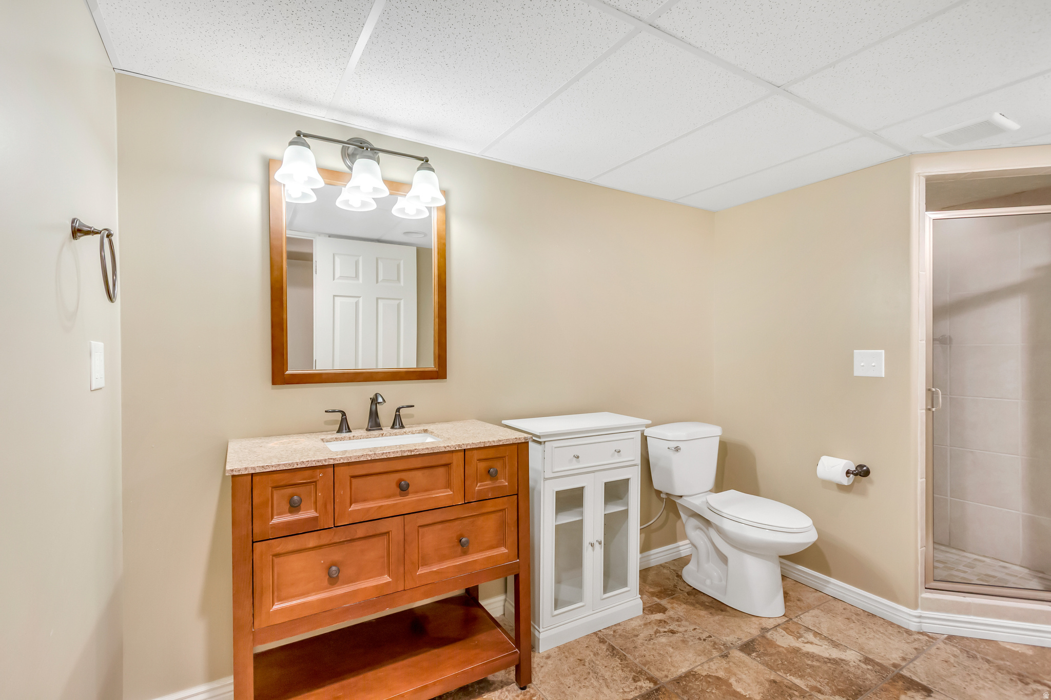 OAKS AT JORDAN HILLS - Residential