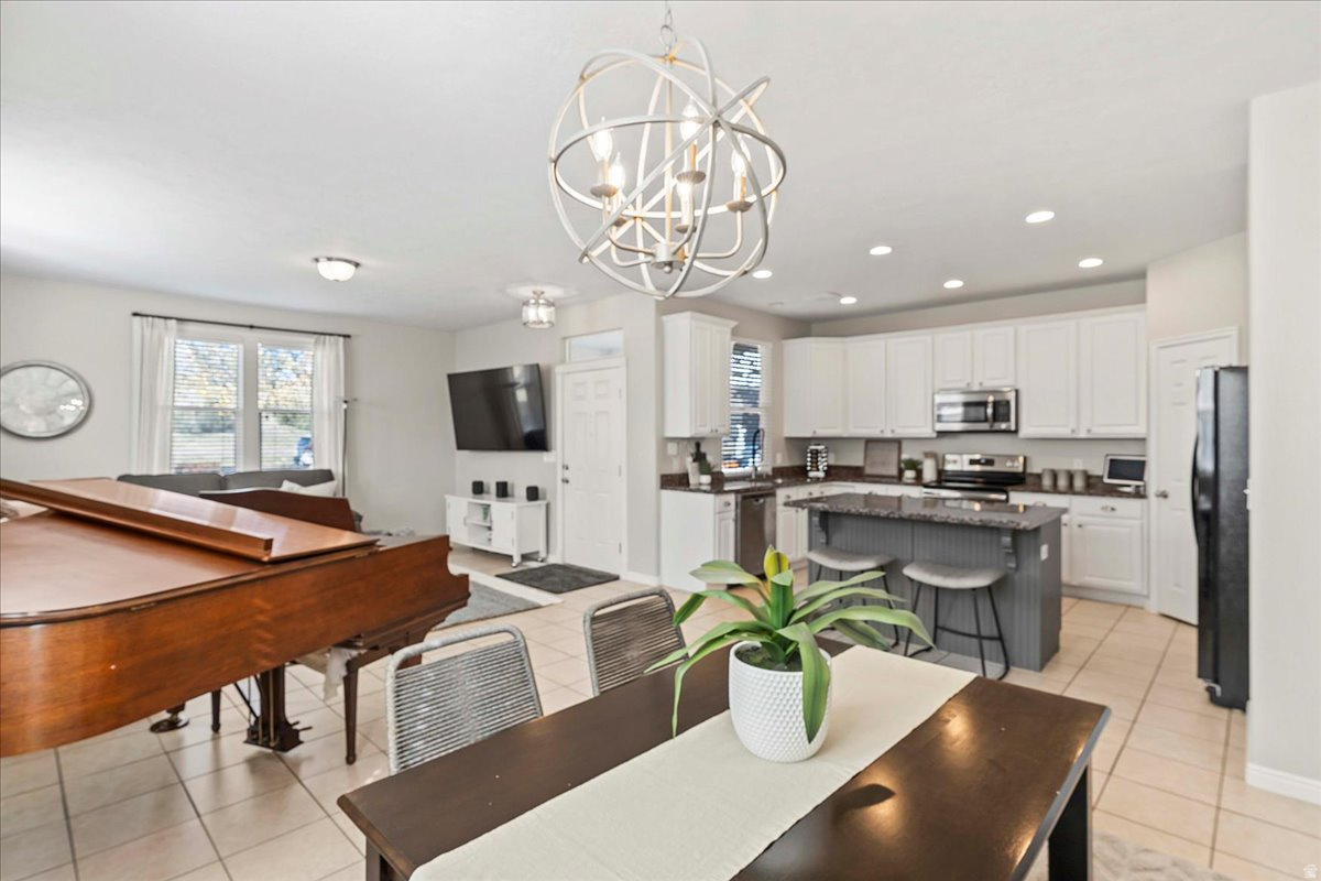 DAYBREAK - Residential