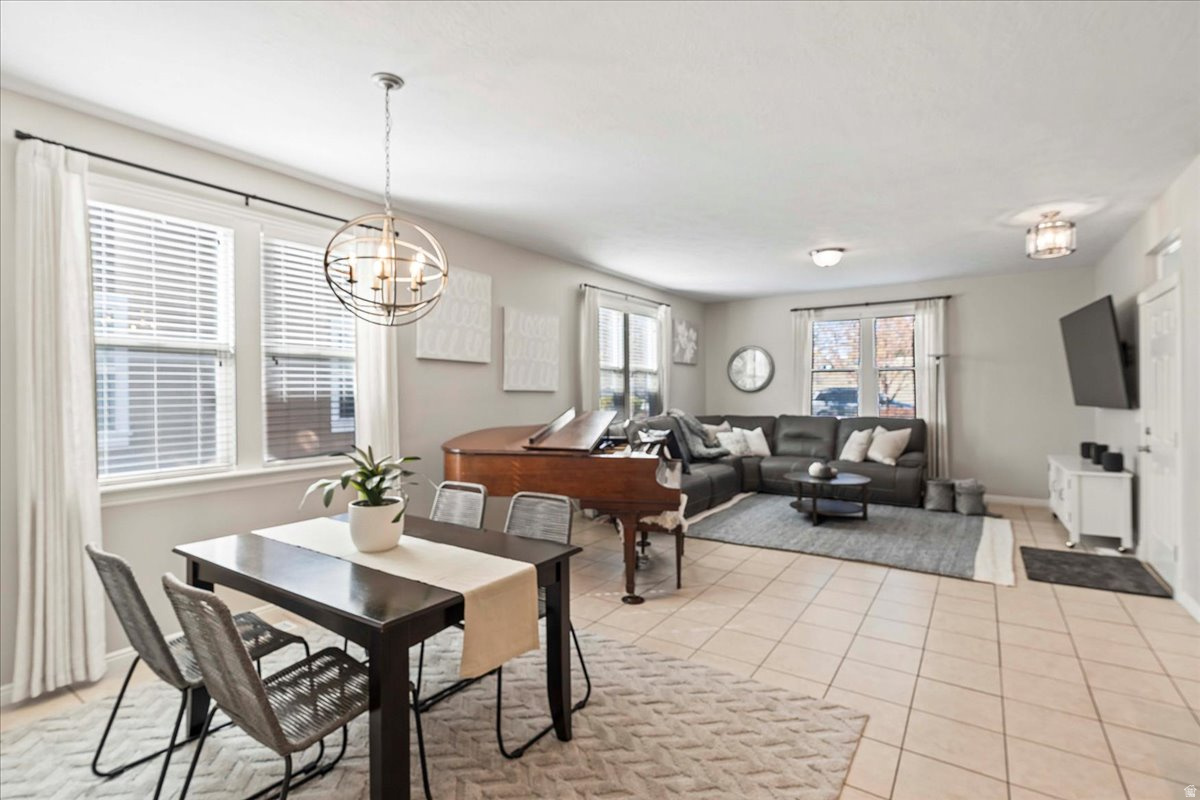 DAYBREAK - Residential